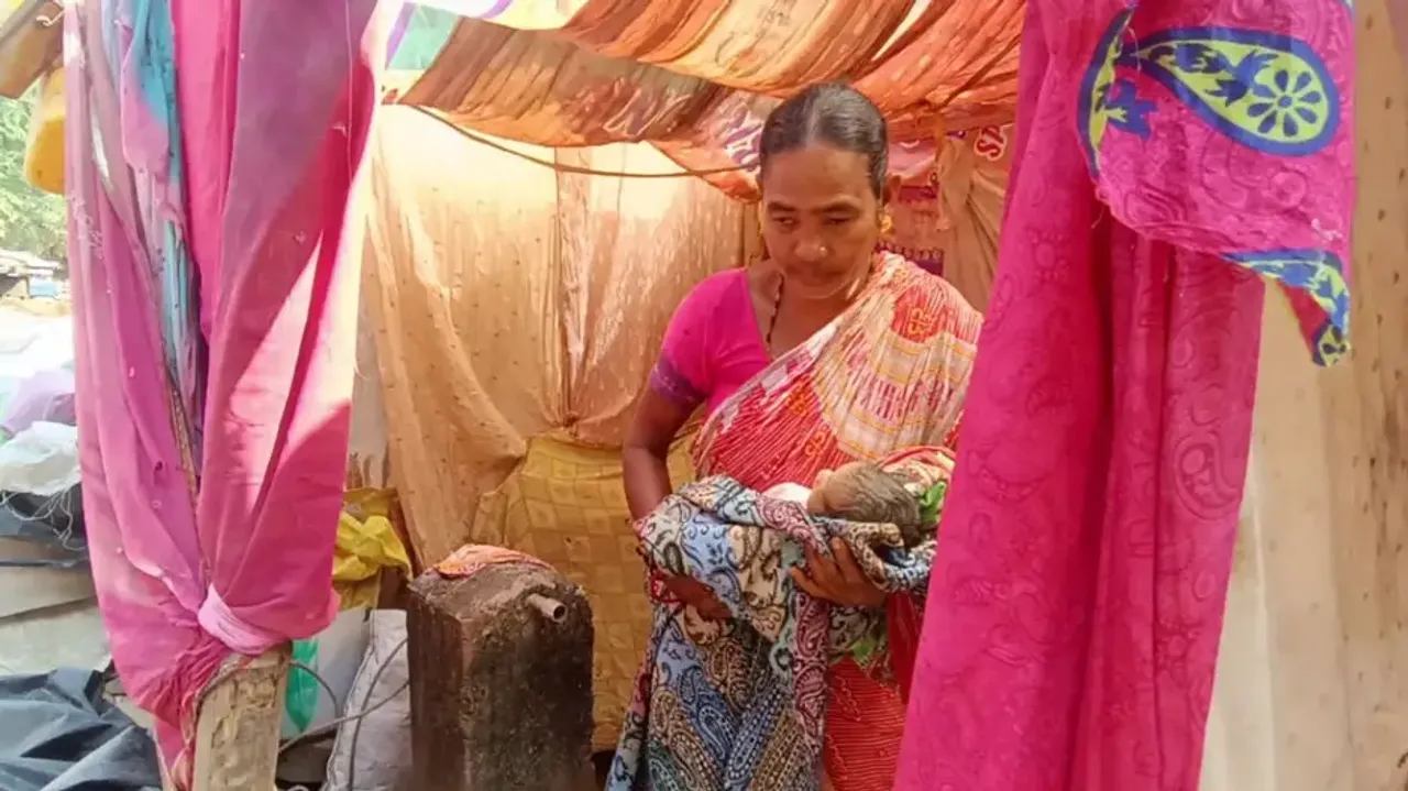 One-day-old infant girl found abandoned in toilet in Odisha, rescued 