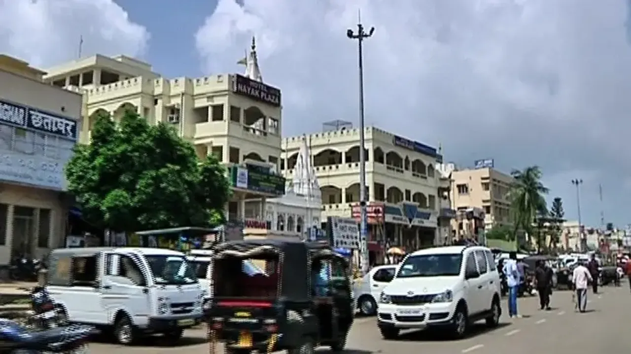 Puri Grand Road buildings may get uniform light pink colour
