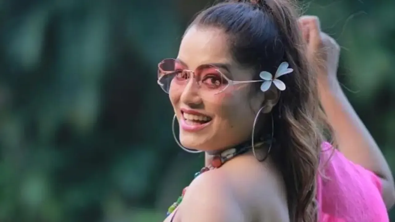 Actress Mousumi Nayak arrested in spat with writer 