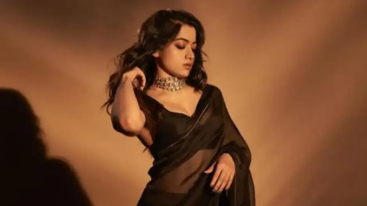 Rashmika Mandanna unleashes inner desi diva in stunning black saree