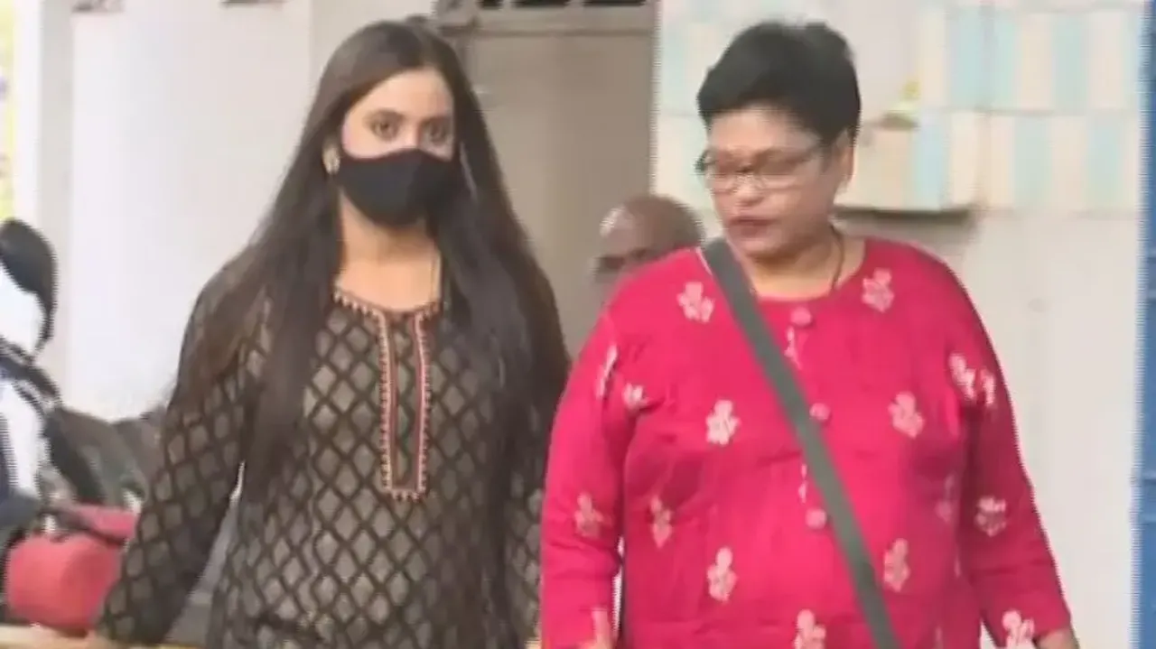 MLA Bijay Shankar-Somalika discord: Somalika appears before marriage registrar 