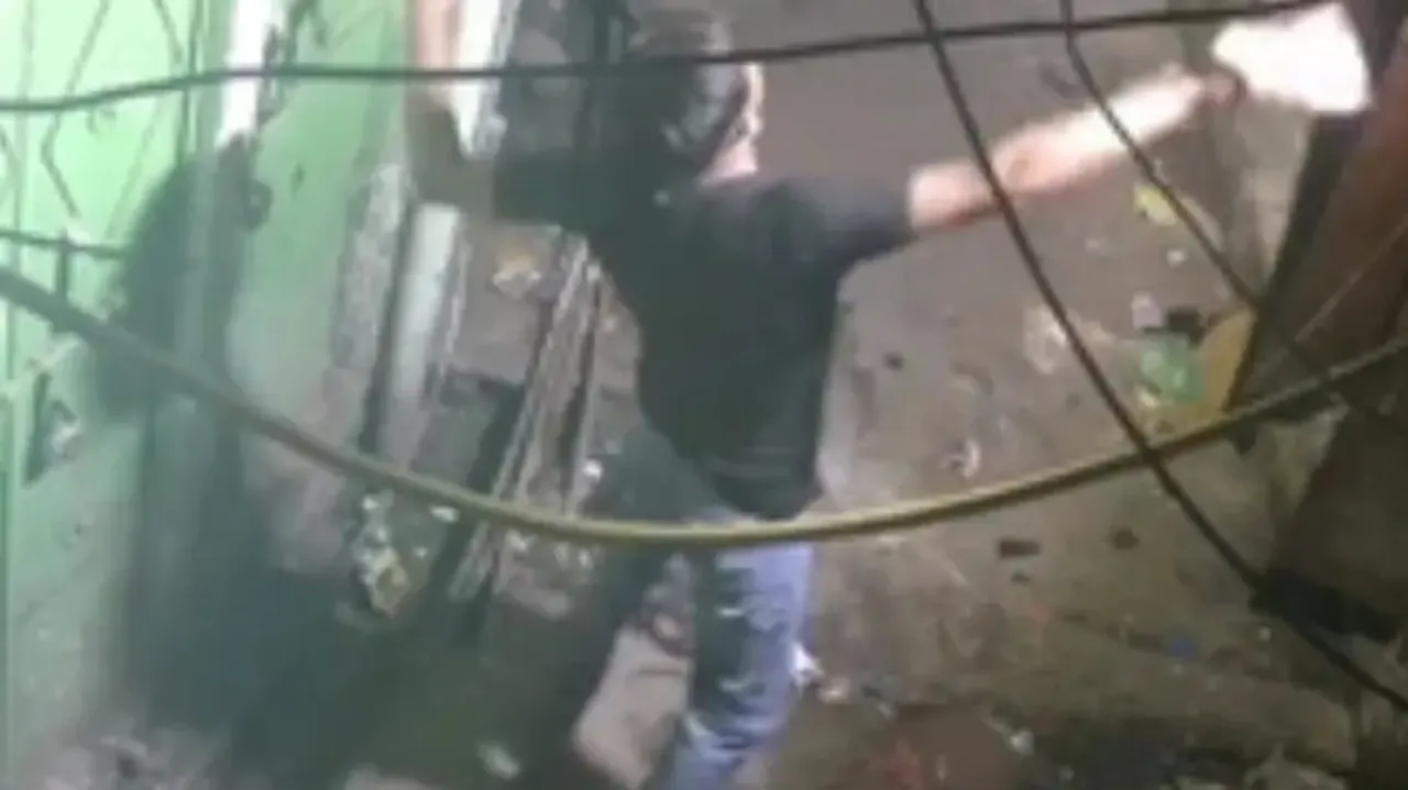 Boy stabs minor 50 times