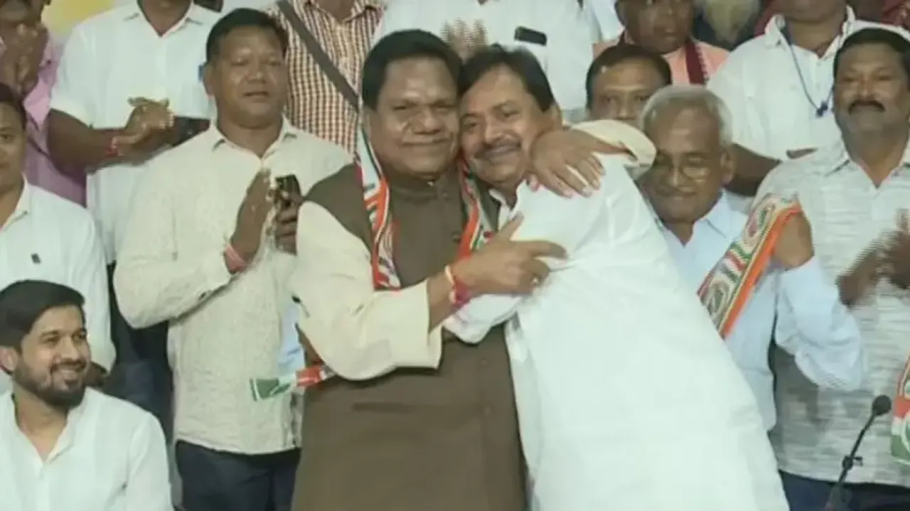 Ex-Odisha MP Jayaram Pangi joins Congress; Gyana Beura joins BJP