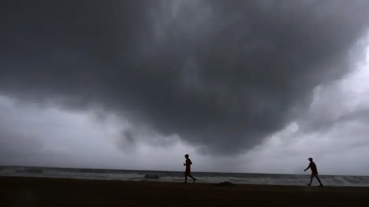 Andhra Pradesh on High Alert in view of cyclone