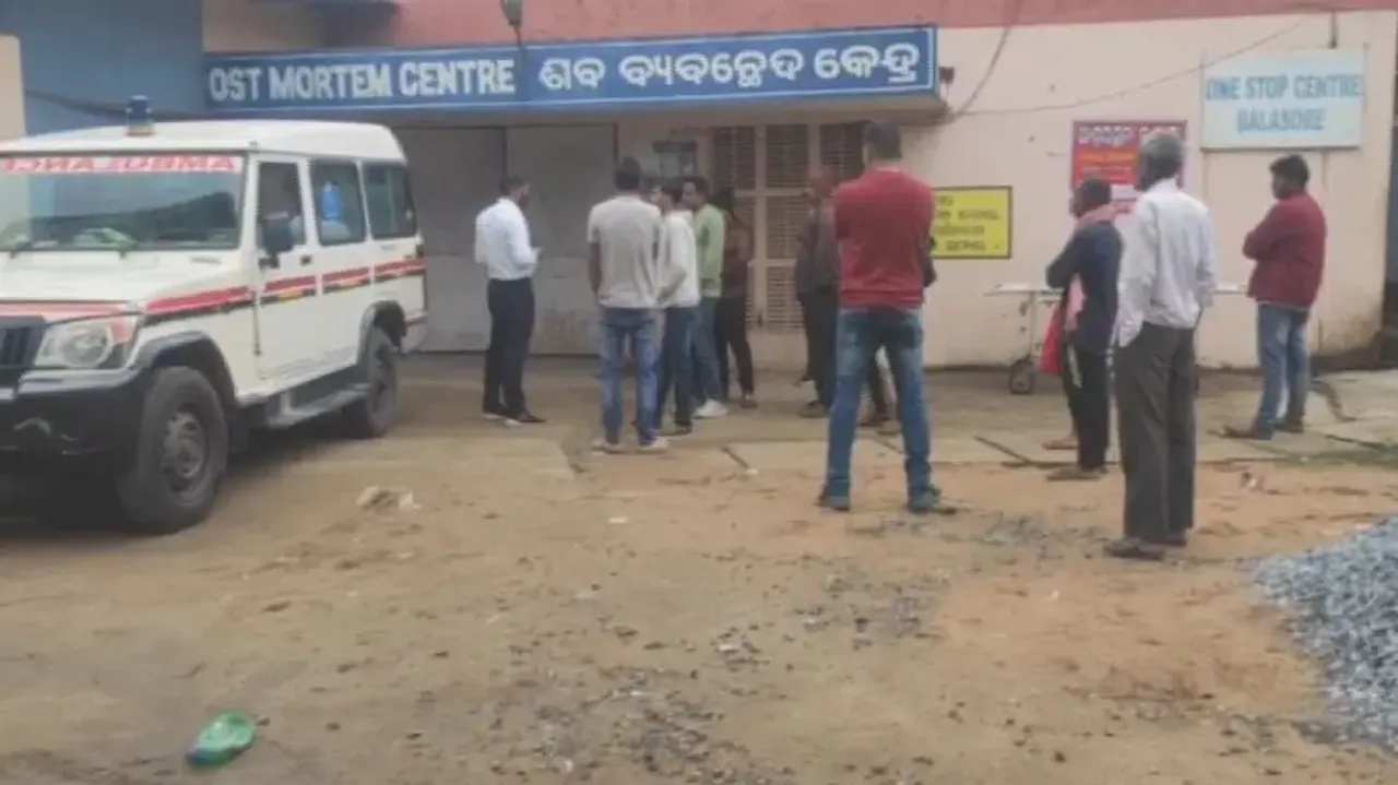 Odisha man 'kicks pregnant wife to death,' detained by police