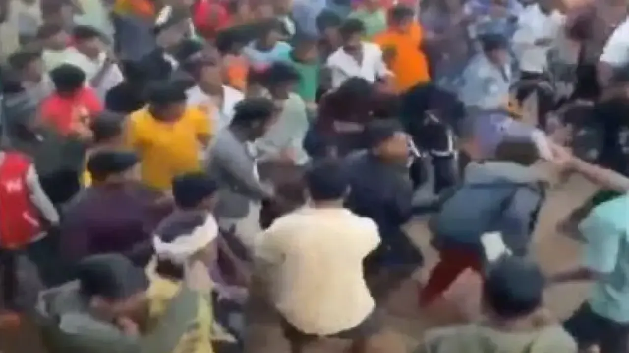 Bear beaten to death by angry villagers in Nabarangpur