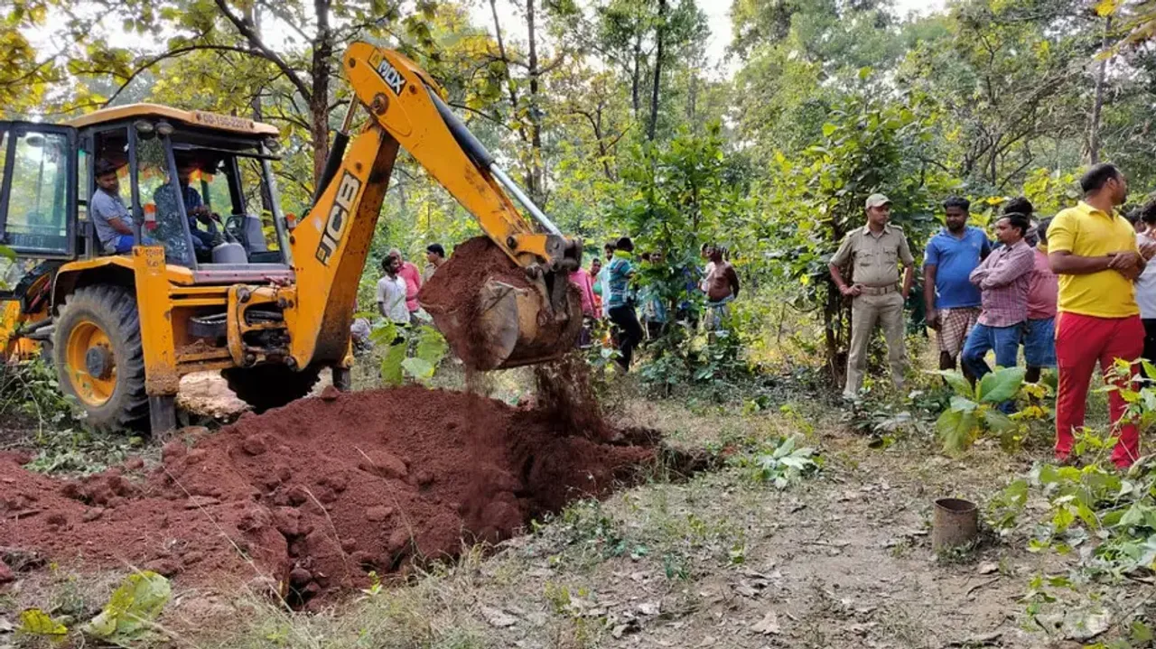 ‘Infant’ stuck inside borewell in Odisha’s Sambalpur