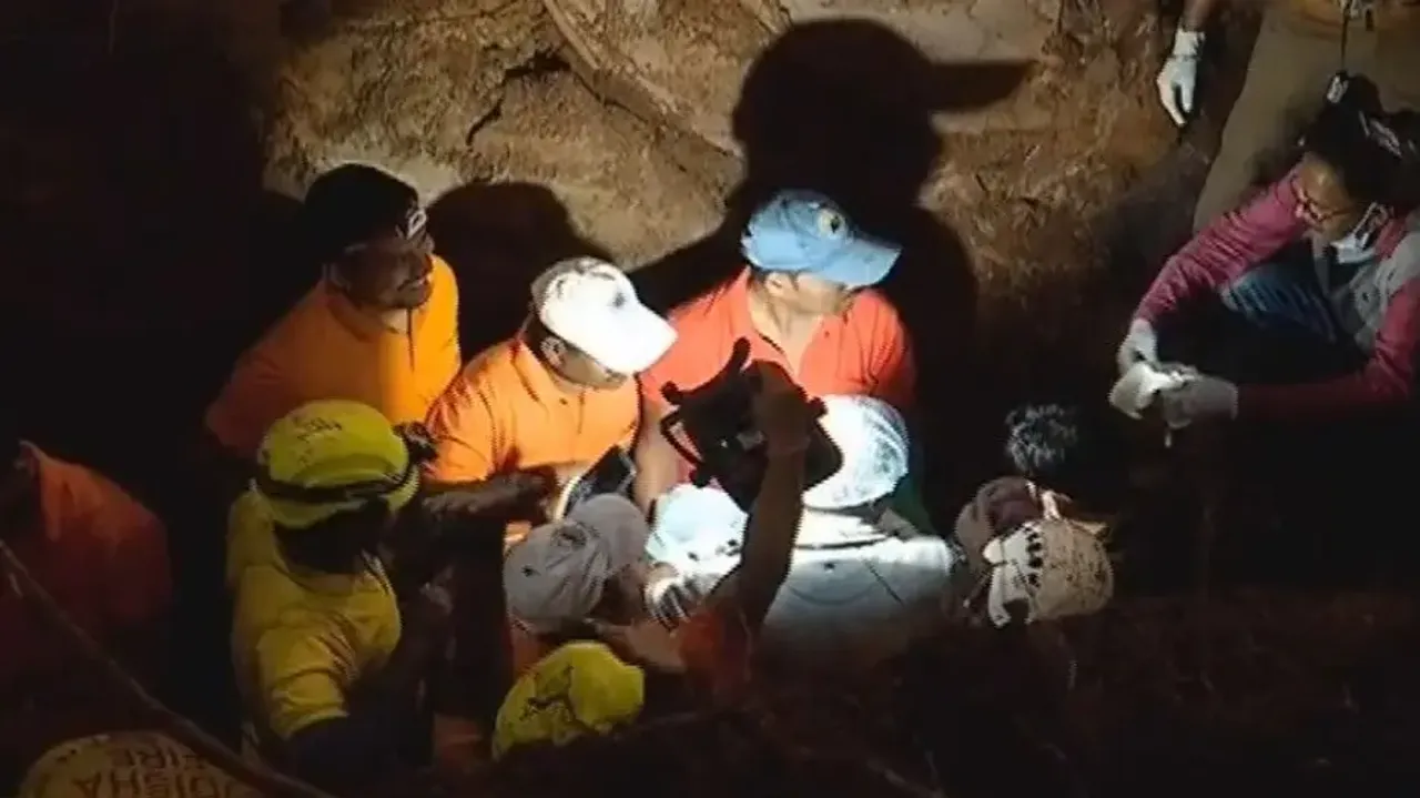 Newborn girl rescued from borewell in Odisha, 'battling for life' at hospital 