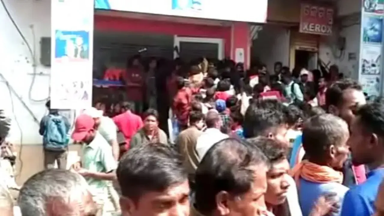 Rush for borewells: Farmers allowed to deposit share funds in bank till Dec 22