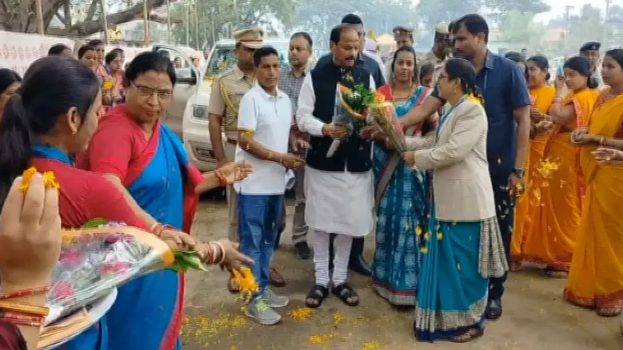 Odisha Governor Writes To CM Naveen Over Problems Of People