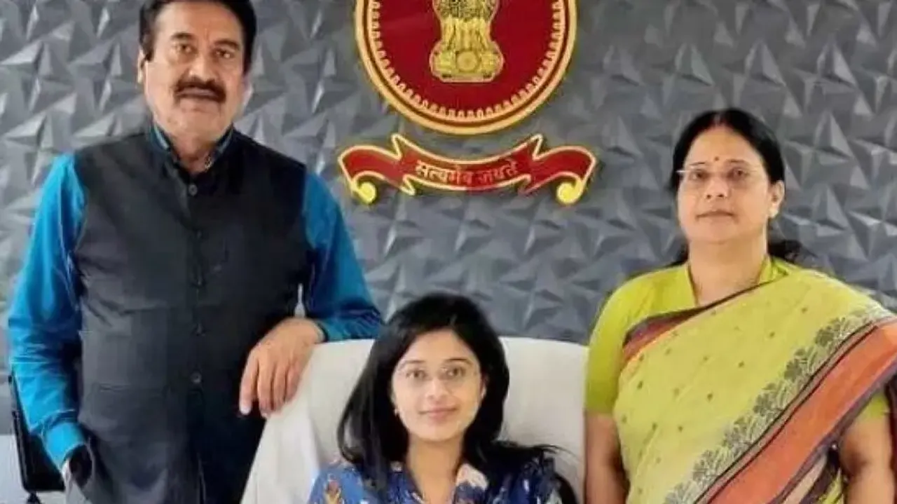 IAS Surabhi Gautam had cleared GATE, BAARC, ISRO, SAIL, SSC-CGL and IES