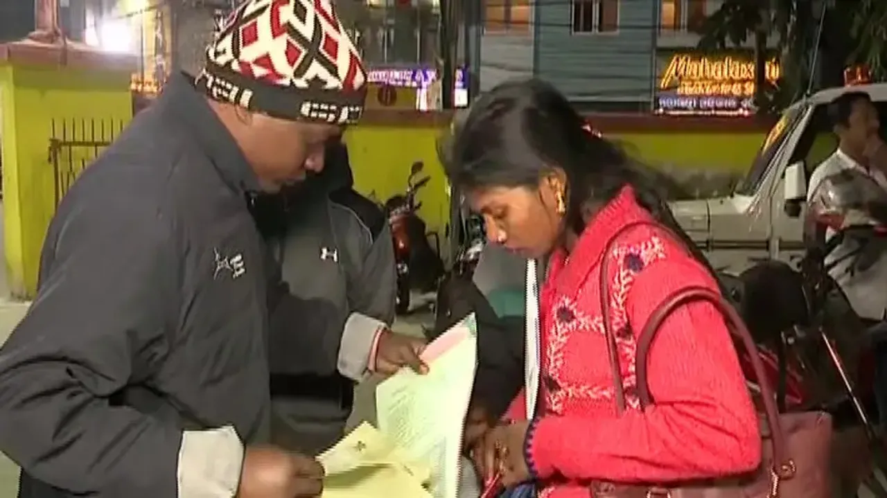 Kutulu Majhi & Wife At Mangalabag Police Station