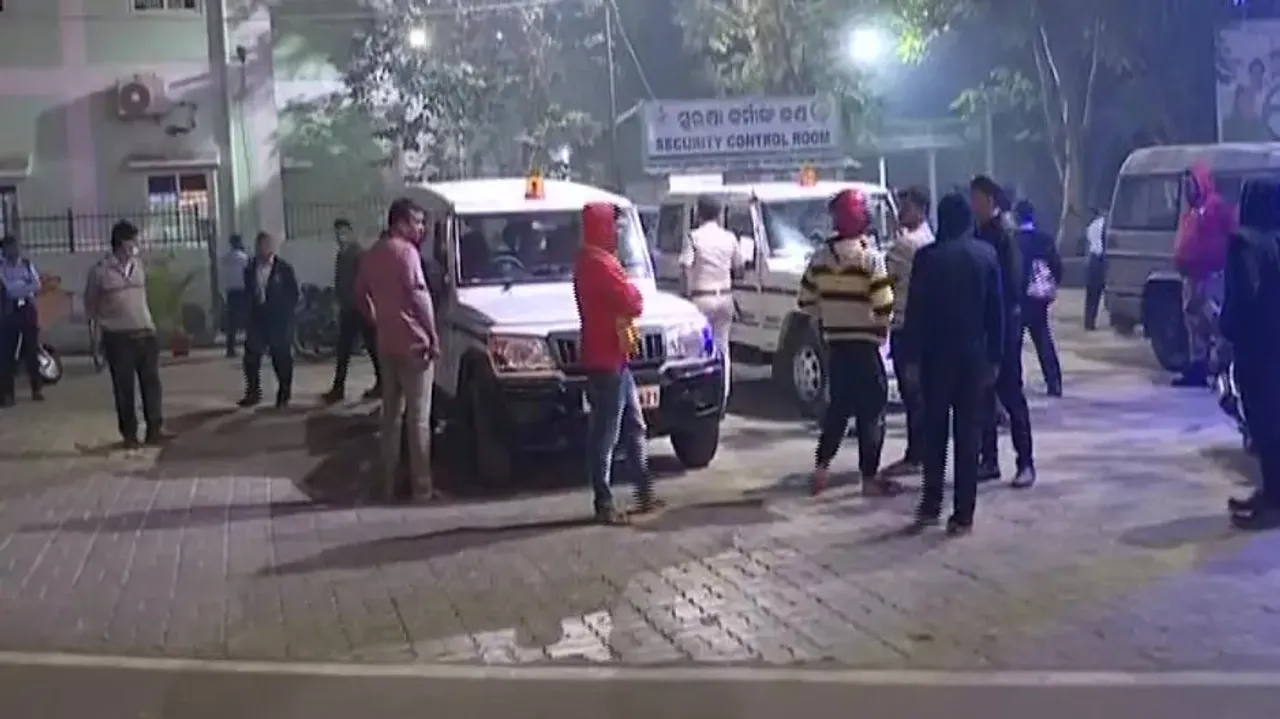 Youths chased & hacked in Bhubaneswar, hospitalised 