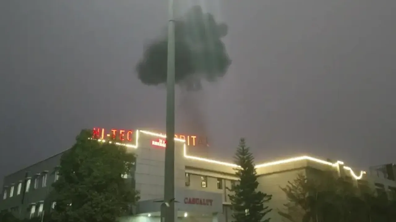 Oxygen cylinder explodes in Hi-Tech hospital in Bhubaneswar