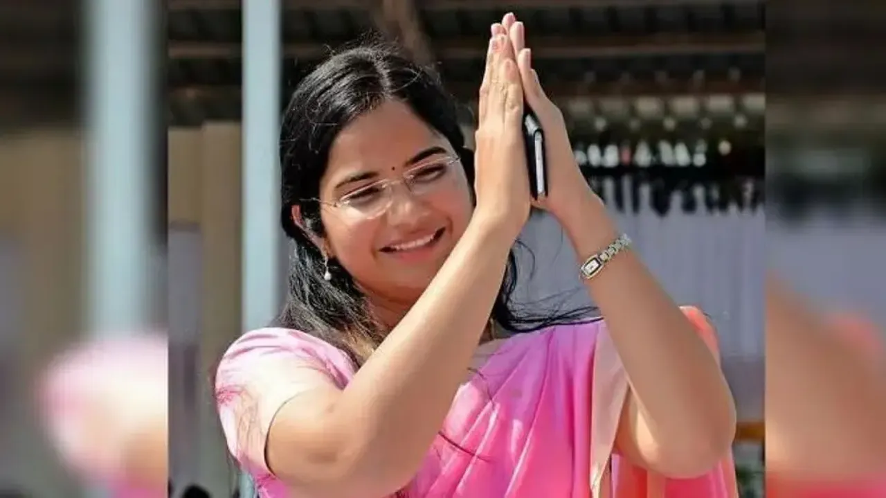 Meet IAS Swati Meena Naik, who cracked UPSC at the age of 22 in first attempt