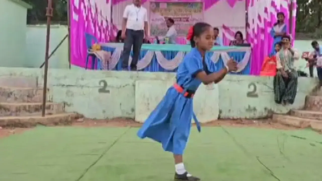 Divyang Girl Dances On One Leg