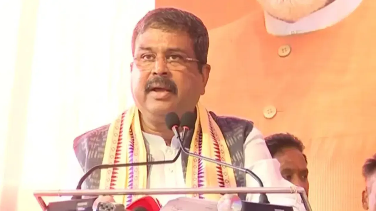 Union Min Dharmendra Pradhan Addressing BJP Members At Party Office