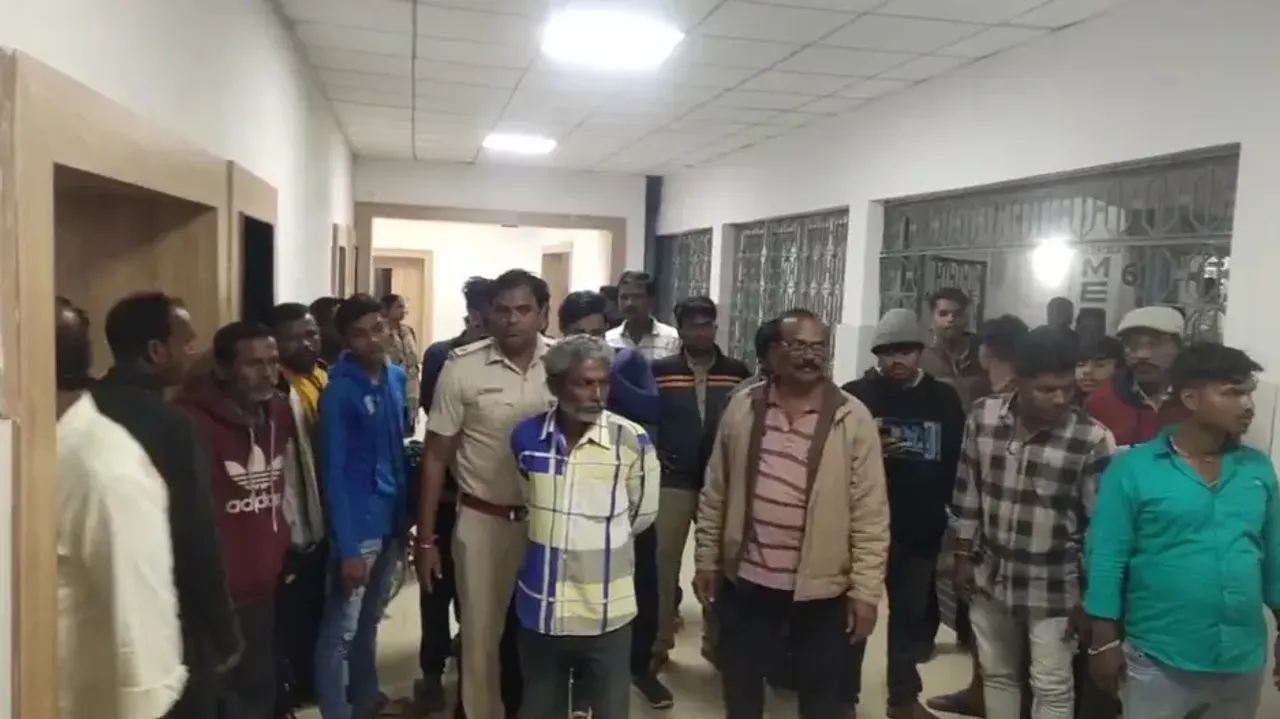 Man hacks uncle, sister-in-law to death in Odisha 