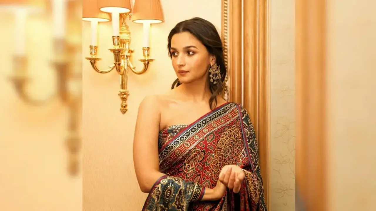 Alia Bhatt scripts history, becomes first Indian woman to receive prestigious award at Joy Awards 20