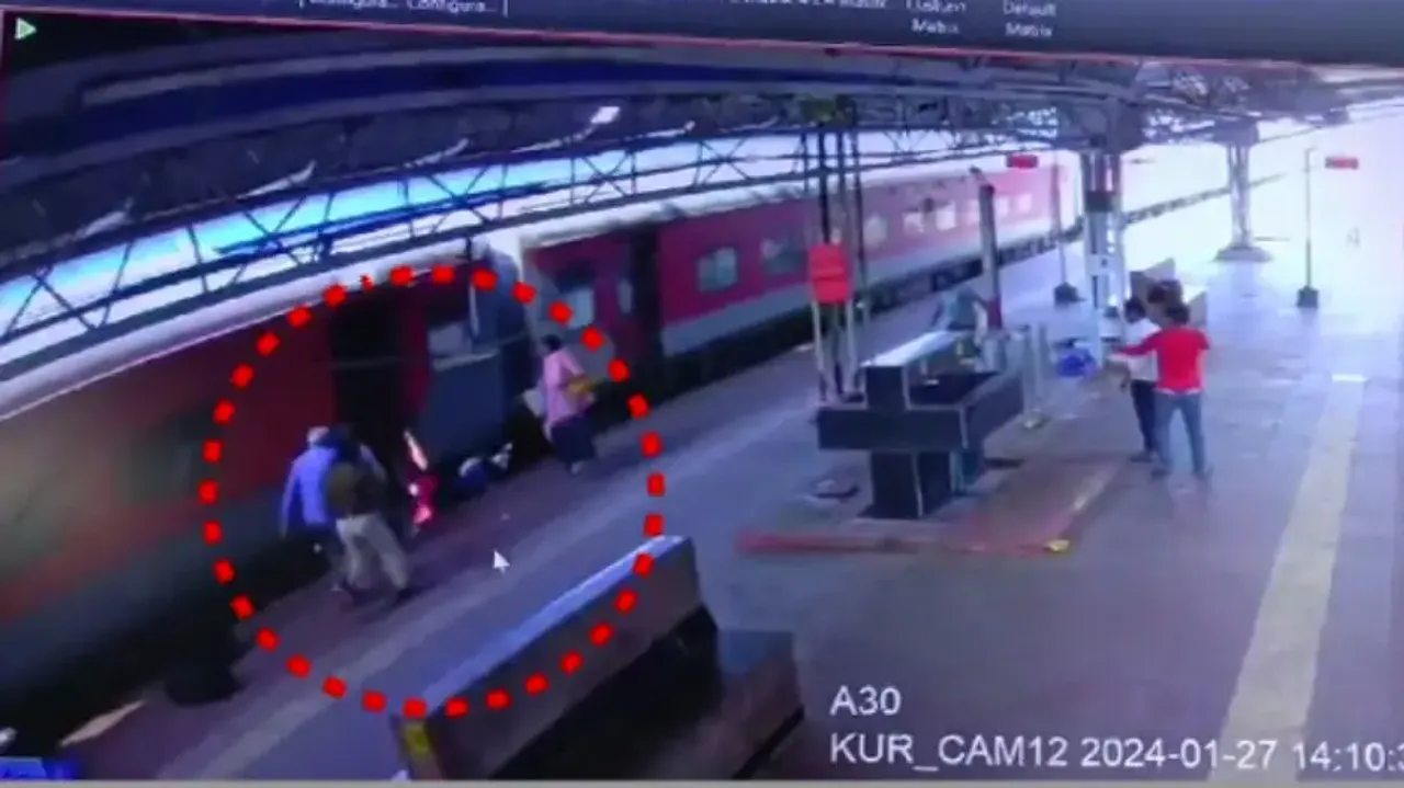 GRP Constable Saves Woman Passenger