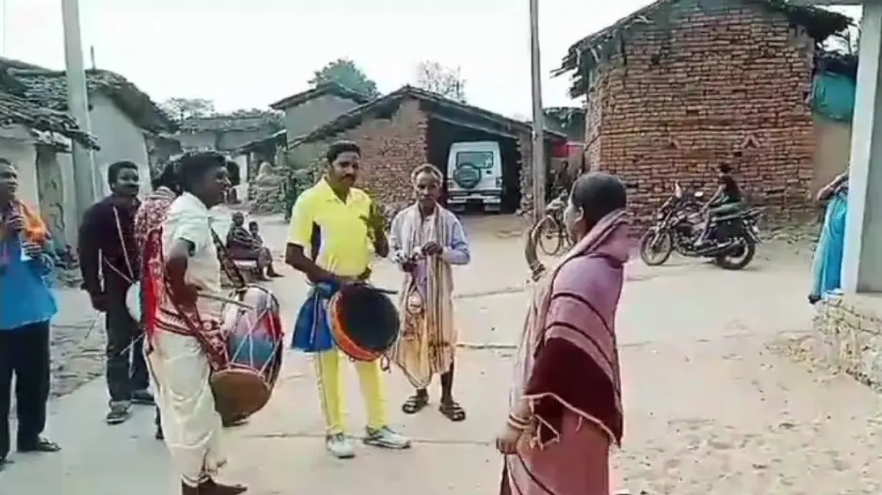 Woman Asks Cultural Group To Stop Lying About PM Modi