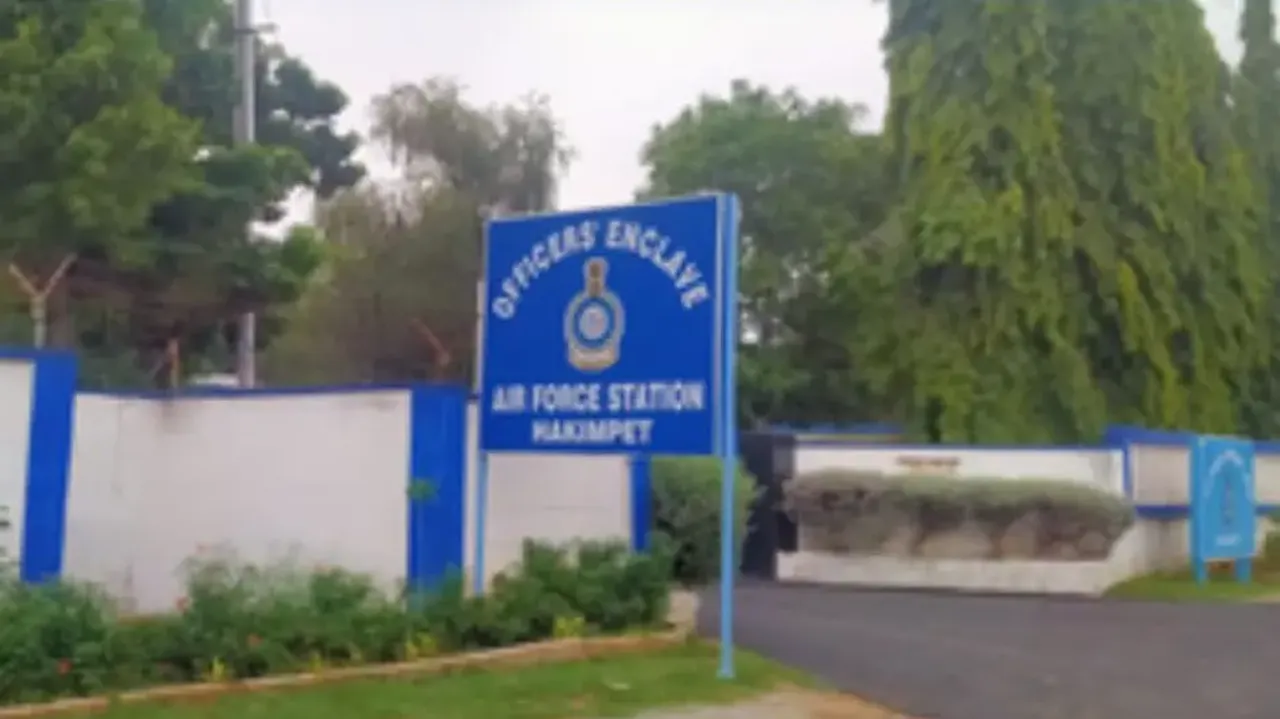 Air Force officer dies in accident 