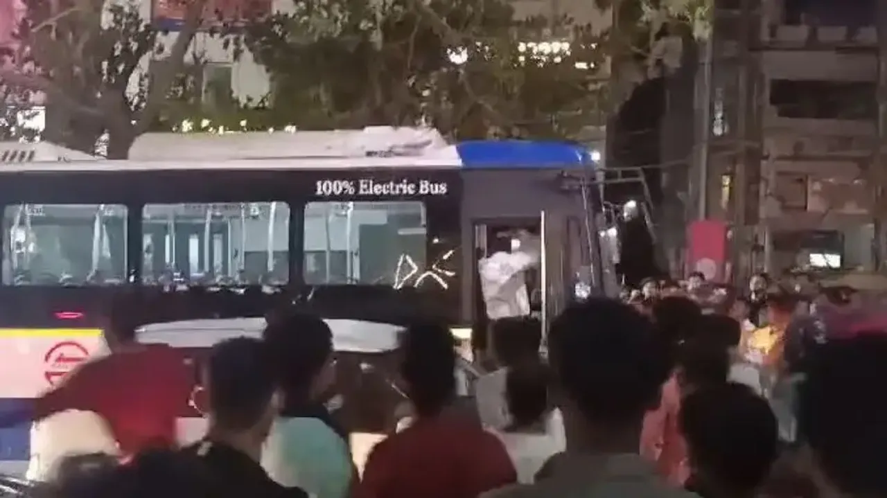 Pedestrian fatally hit by Mo Bus in Bhubaneswar; locals ransack vehicle