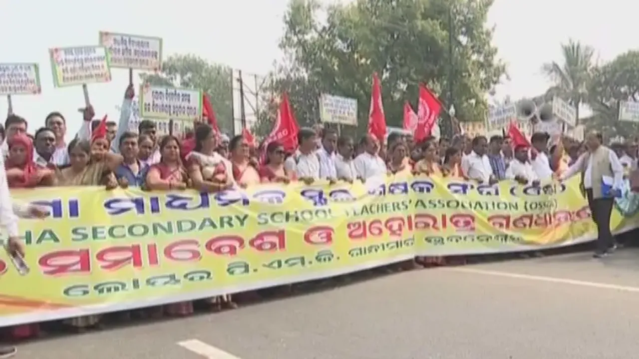 Meet our demands or face consequences in polls: Odisha teachers tell government 