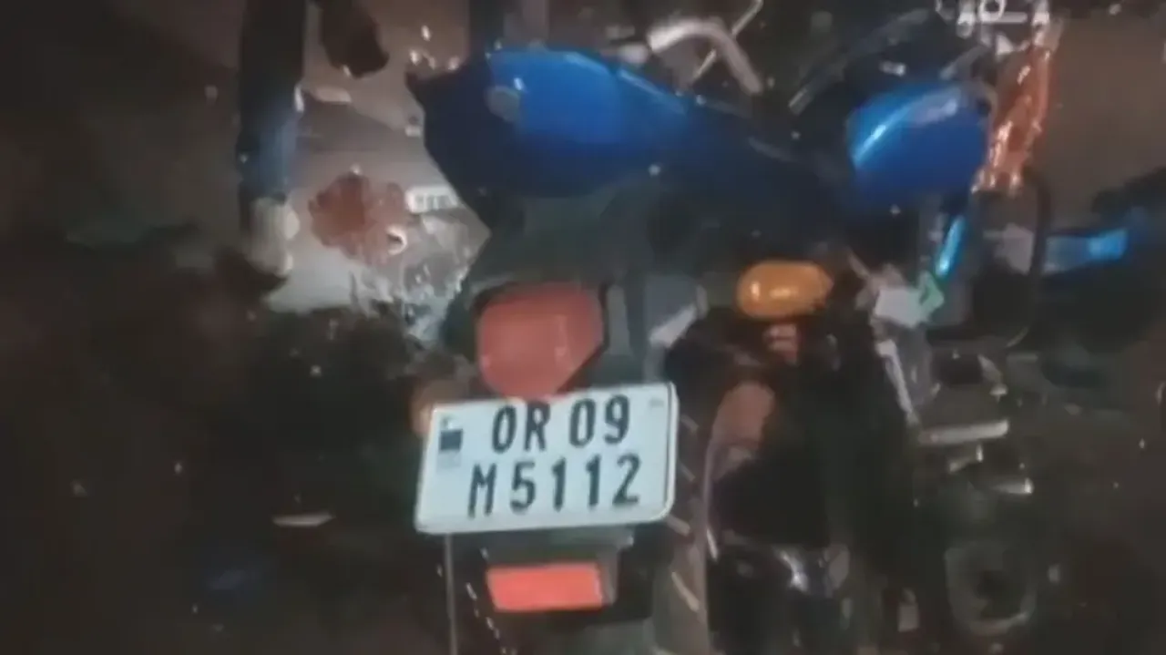 Two killed, one critical as bike rams into stationary truck in Keonjhar