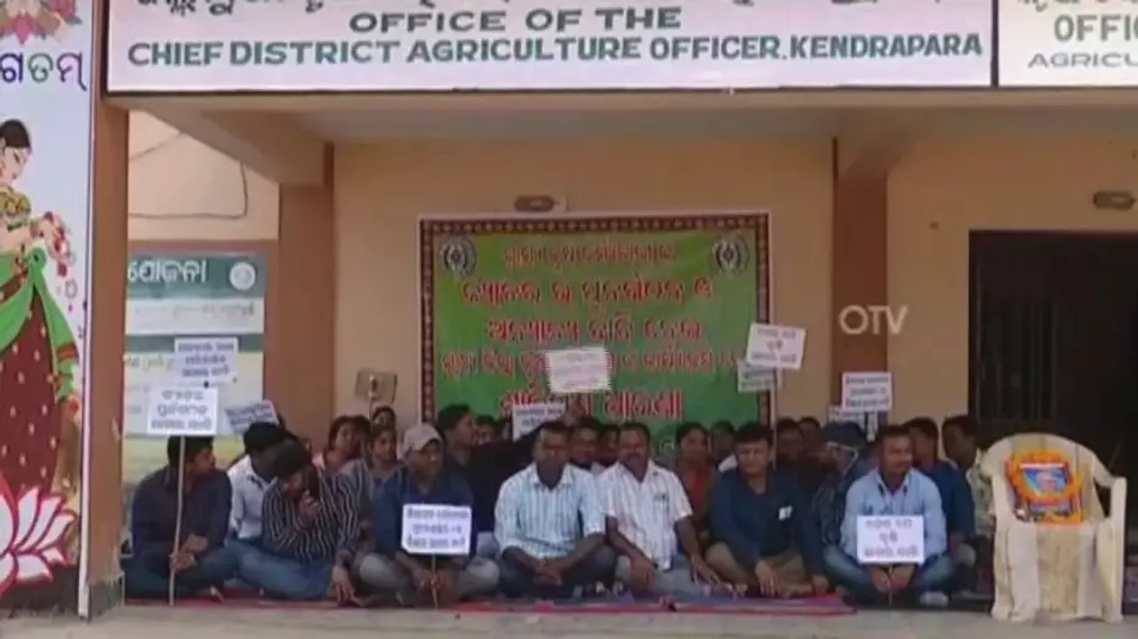 Odisha village agri workers resort to cease-work protest 