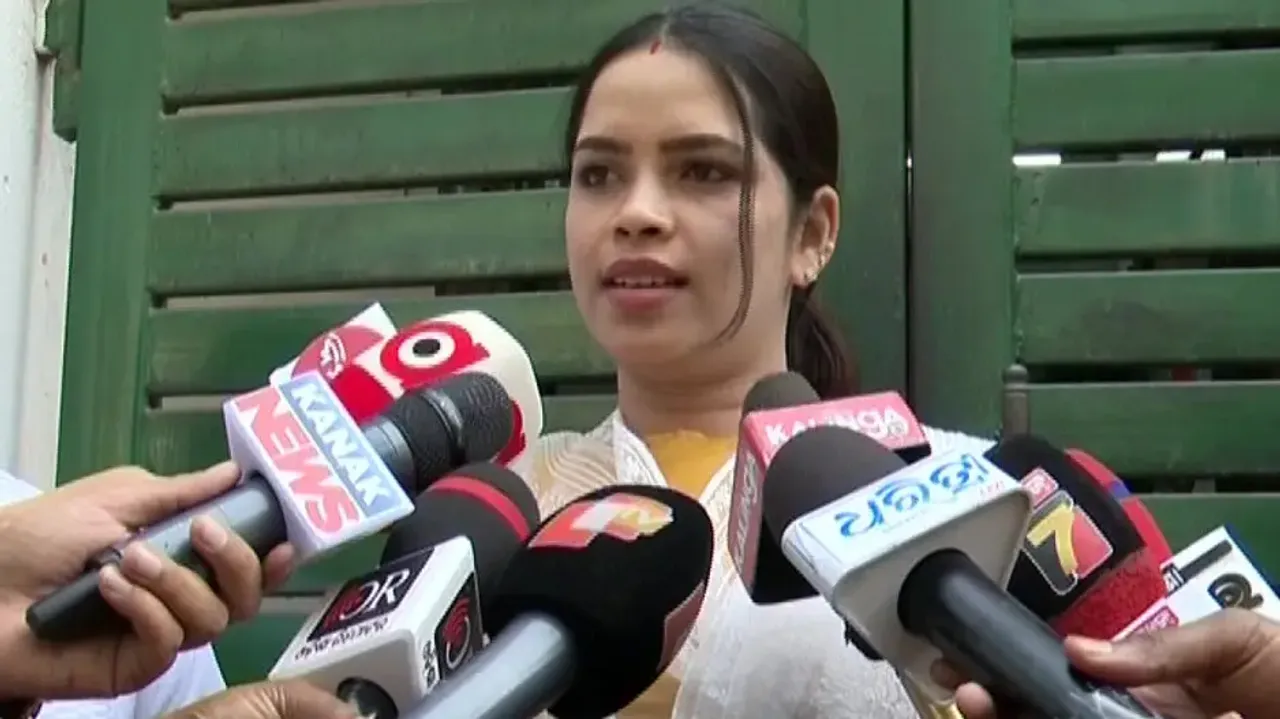 Odisha leaders, officers will soon be dragged to court: Blackmailing case accused Archana Nag 