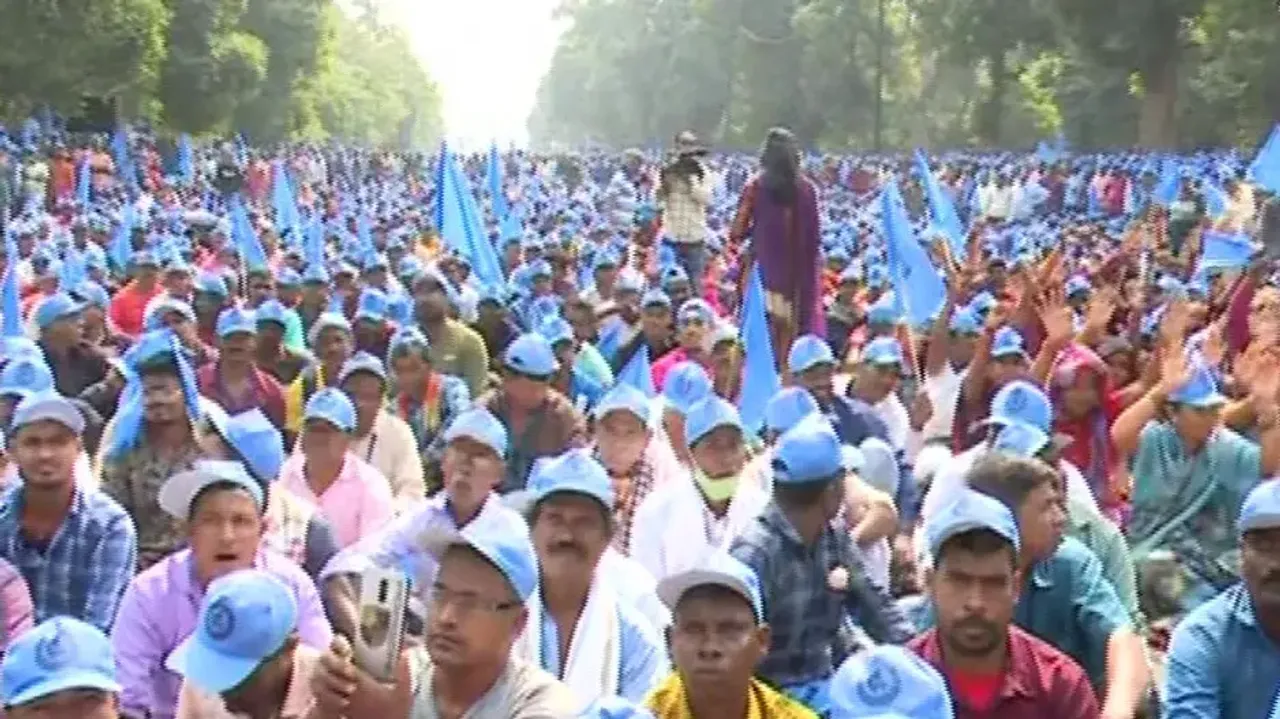 Fishermen protest In Bhubaneswar