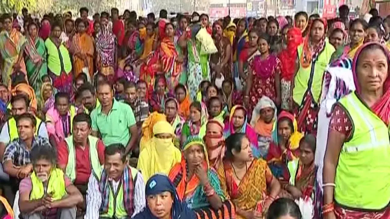 Cease-Work Strike By BMC Sanitary Workers