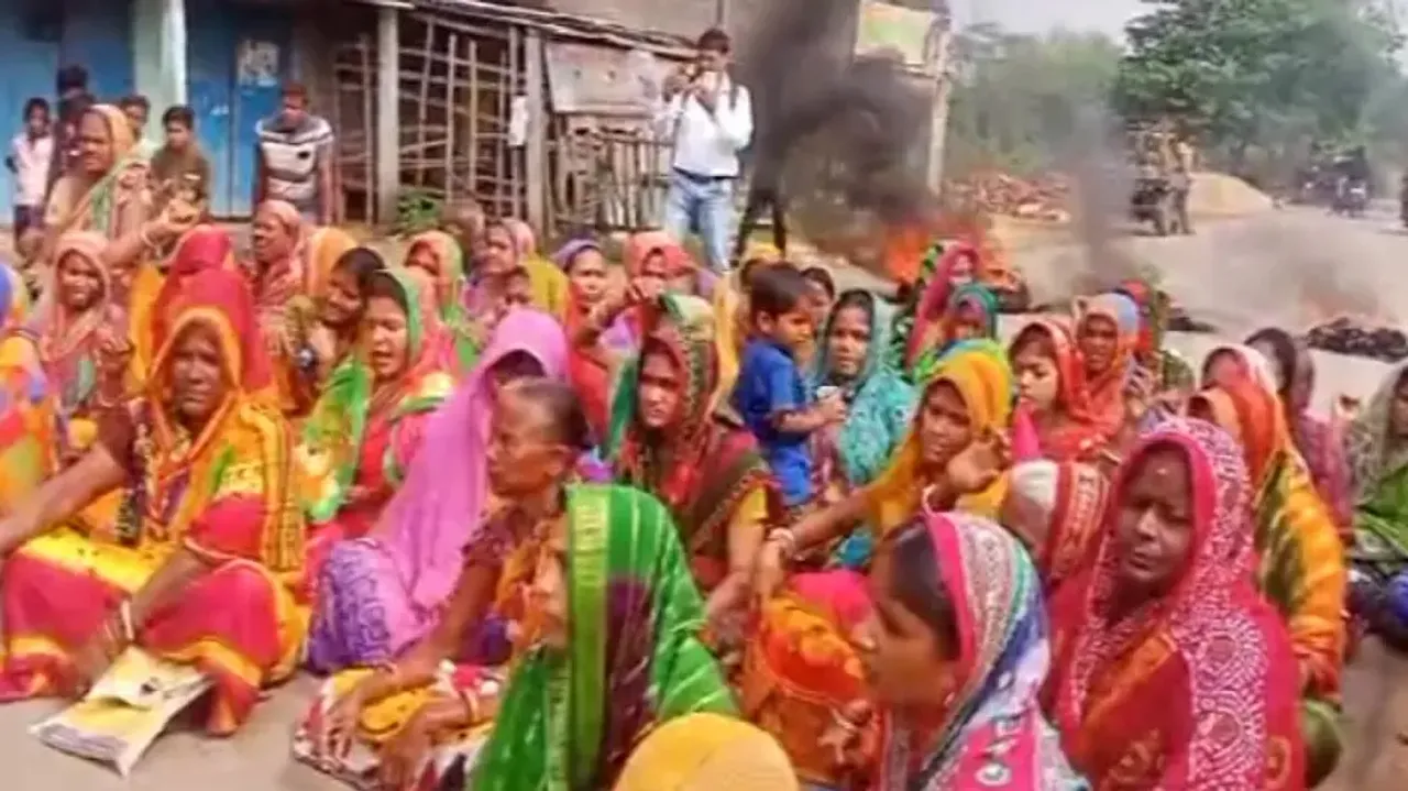 Road Blockade Protesting Illegal Sand Mining