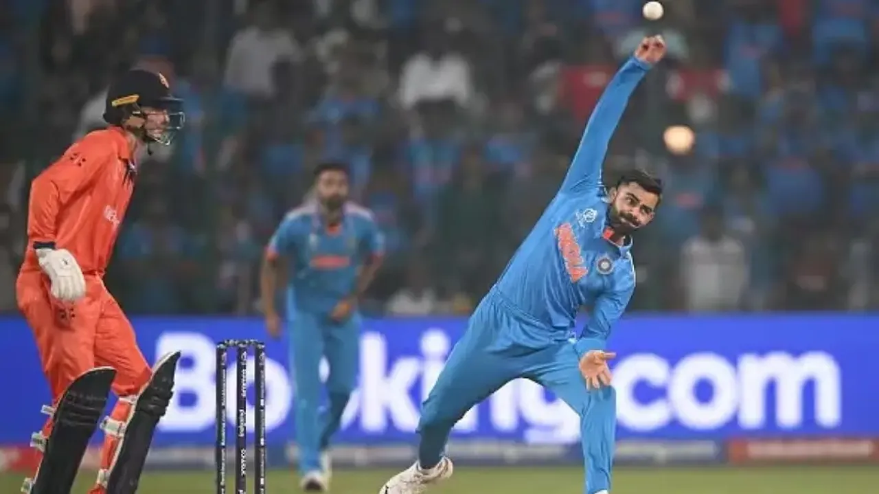 Virat Kohli with his unusual bowling action