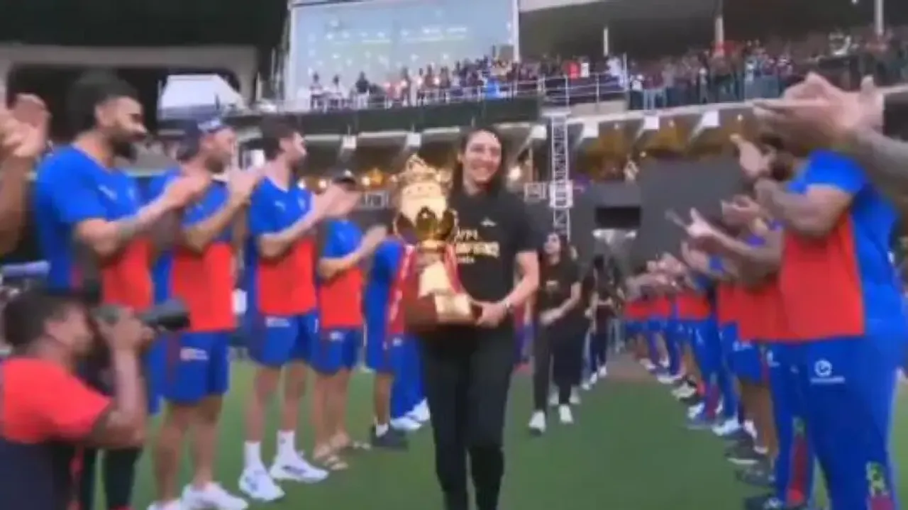 Virat Kohli, RCB give ‘Guard of Honour’ to Smriti Mandhana’s women army after historic WPL win