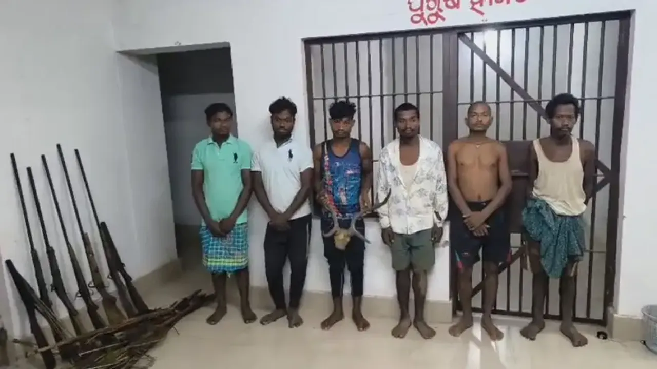 Racket involved in gun-making and renting busted in Odisha's Kuldiha sanctuary 