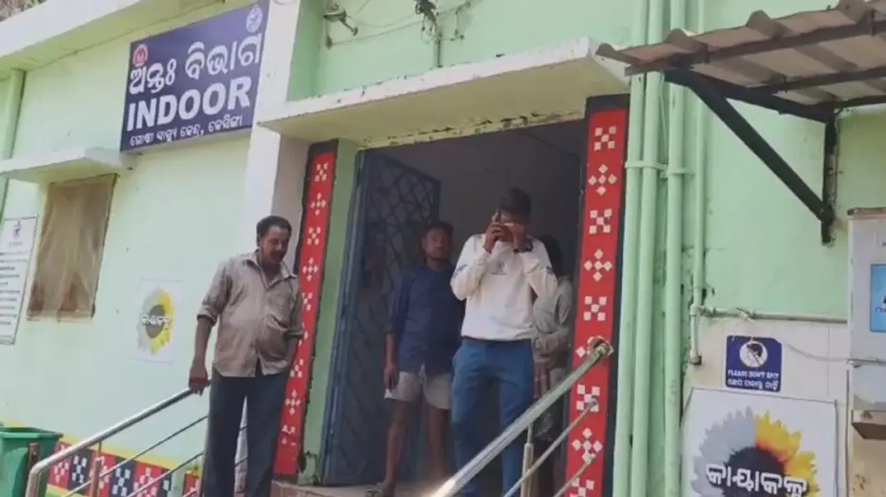 Holi celebrations marred by tragic accident in Kalahandi; two die as bike rams into tree