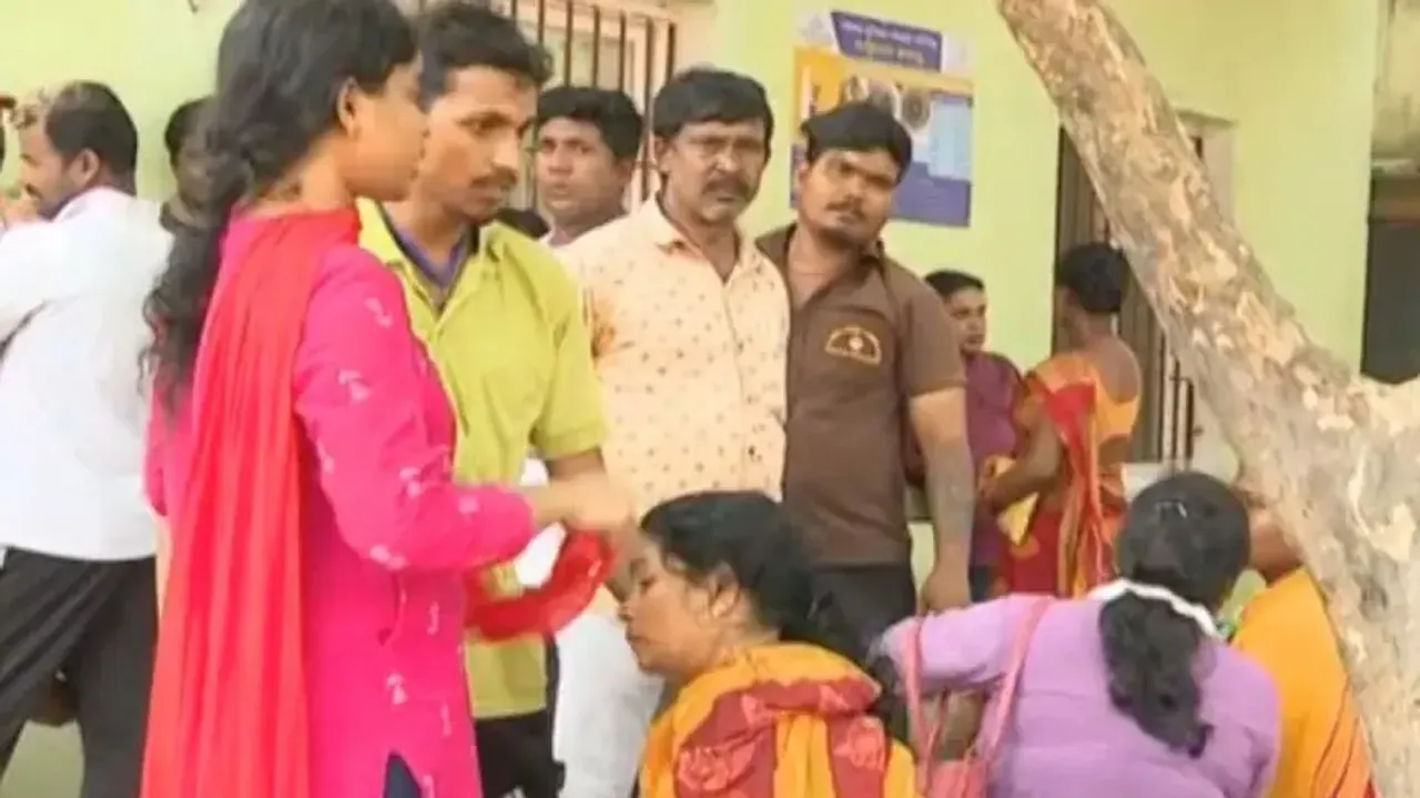 High drama as 'two wives' of deceased Odisha constable stake claim on body 