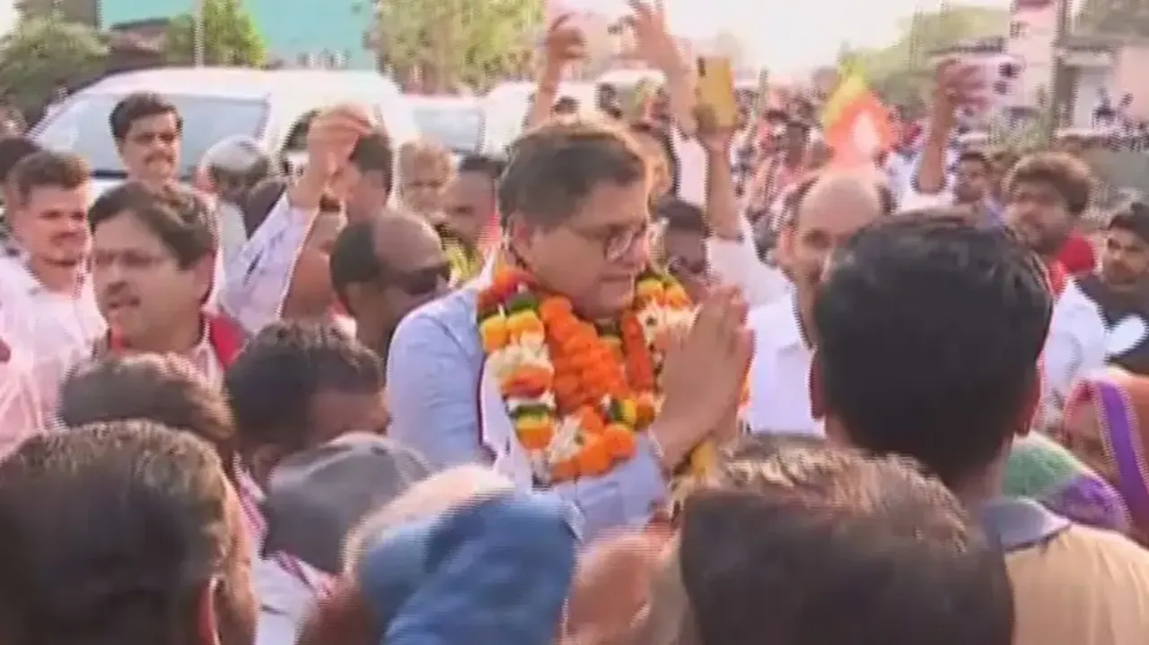 BJP VP Baijayant Panda accorded grand welcome in Kendrapara, kick-starts election campaign
