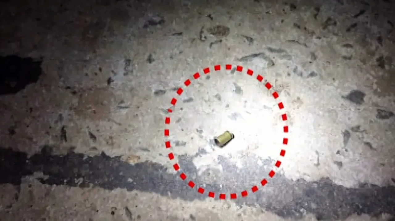 Miscreants loot gold ornaments worth over Rs 6 lakh from jeweller in Balasore; shots fired