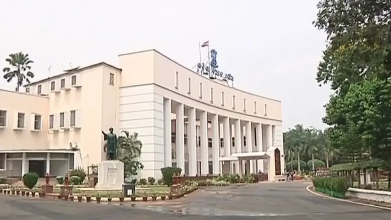 Use of Odia language by govt officials for official communication slows down in Odisha