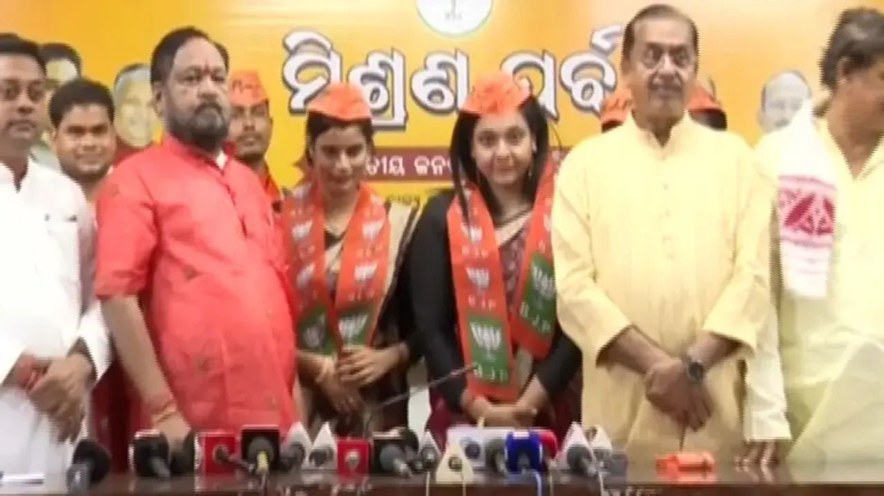 'Car Khana'-fame women entrepreneurs join BJP in Odisha 