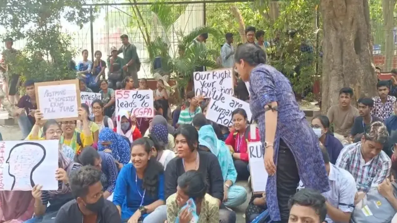 Ravenshaw University students stage protest 