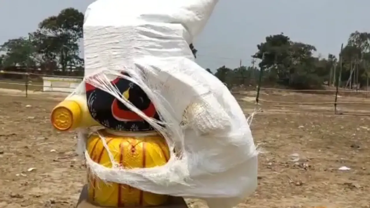 Lord Jagannath's Idol abandoned under blazing sun  in Puri