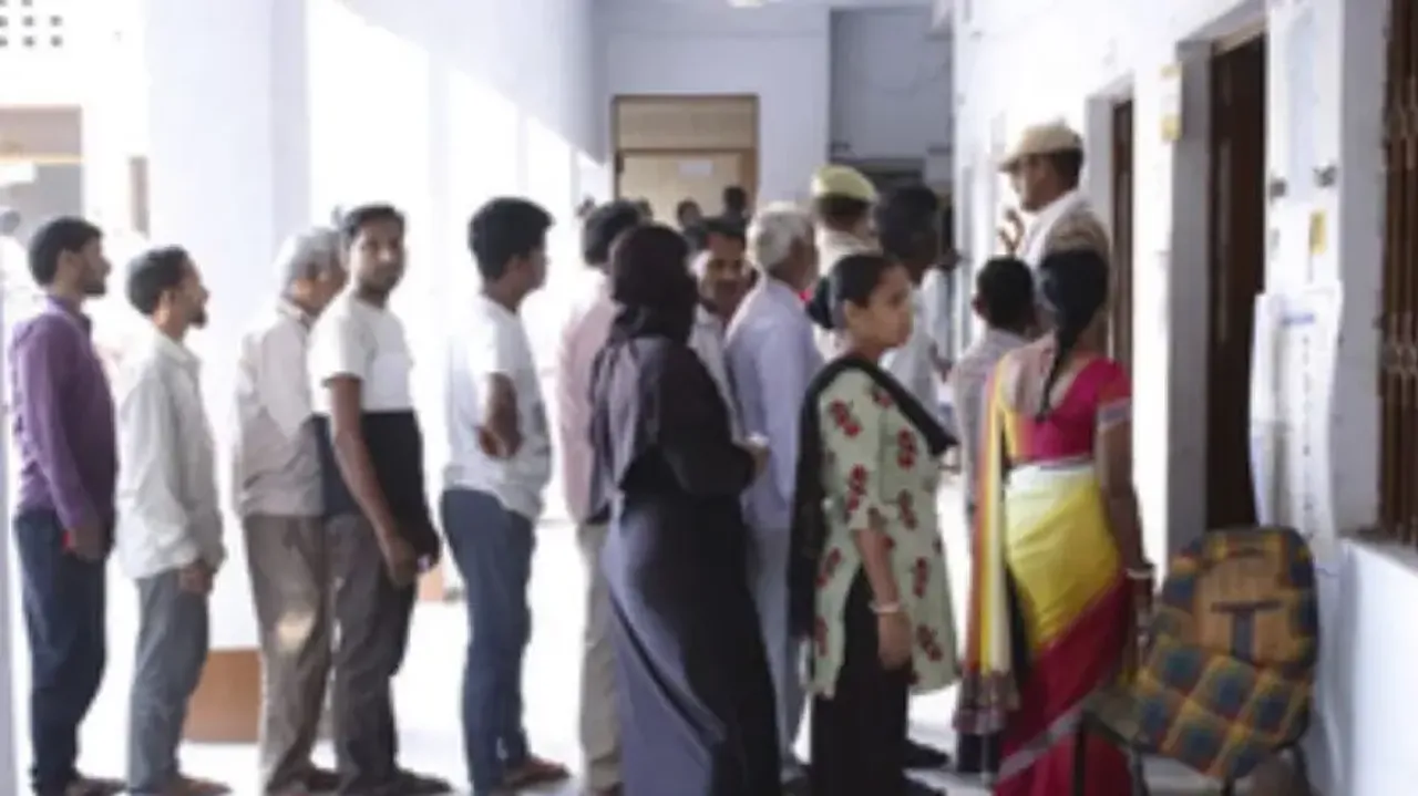LS Phase 2 polls underway in 88 constituencies 