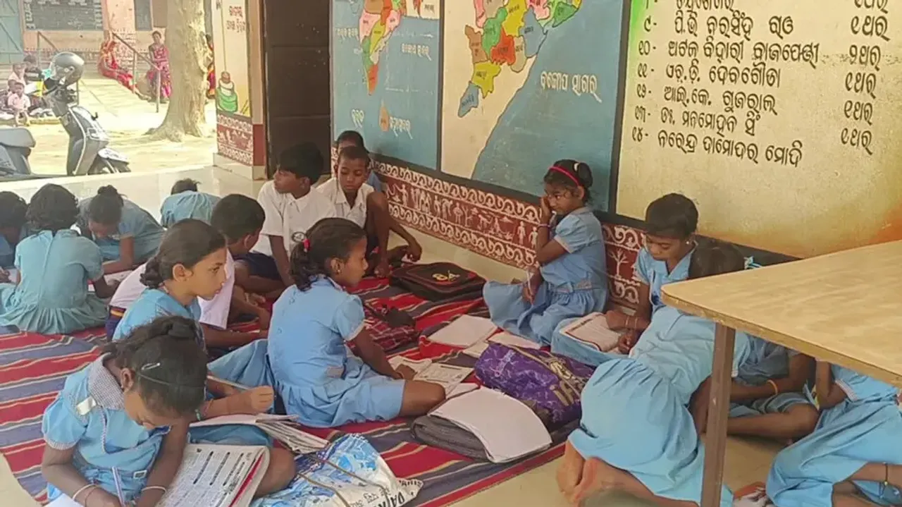 Verandah turns classroom for students in Mayurbhanj