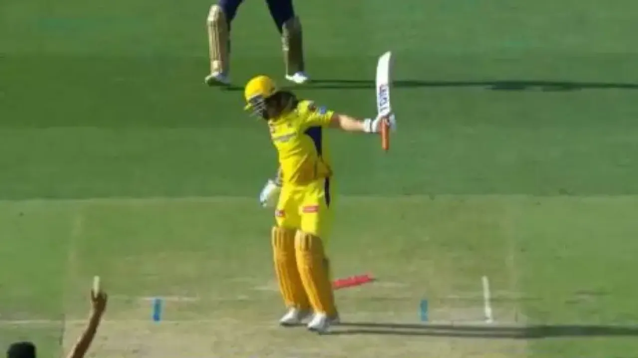 Preity Zinta’s reaction after MS Dhoni bowled for golden duck goes viral; watch