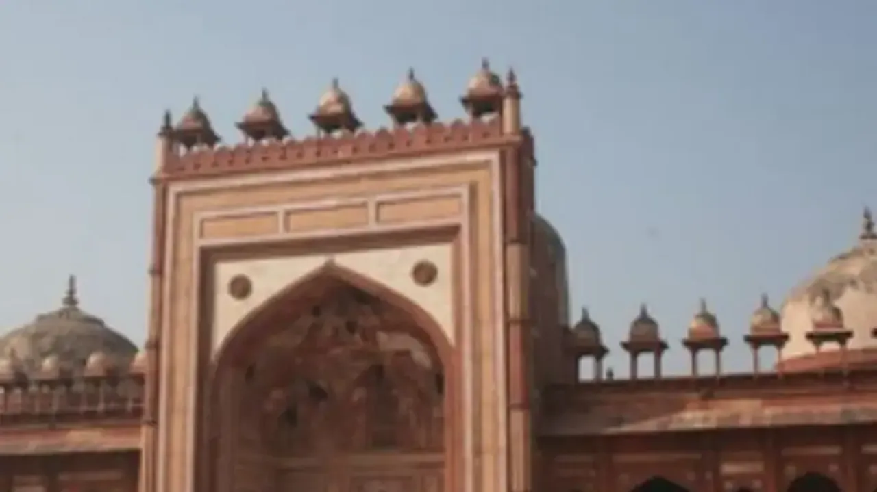 Case filed claiming presence of Hindu temple within premises of Fatehpur Sikri dargah
