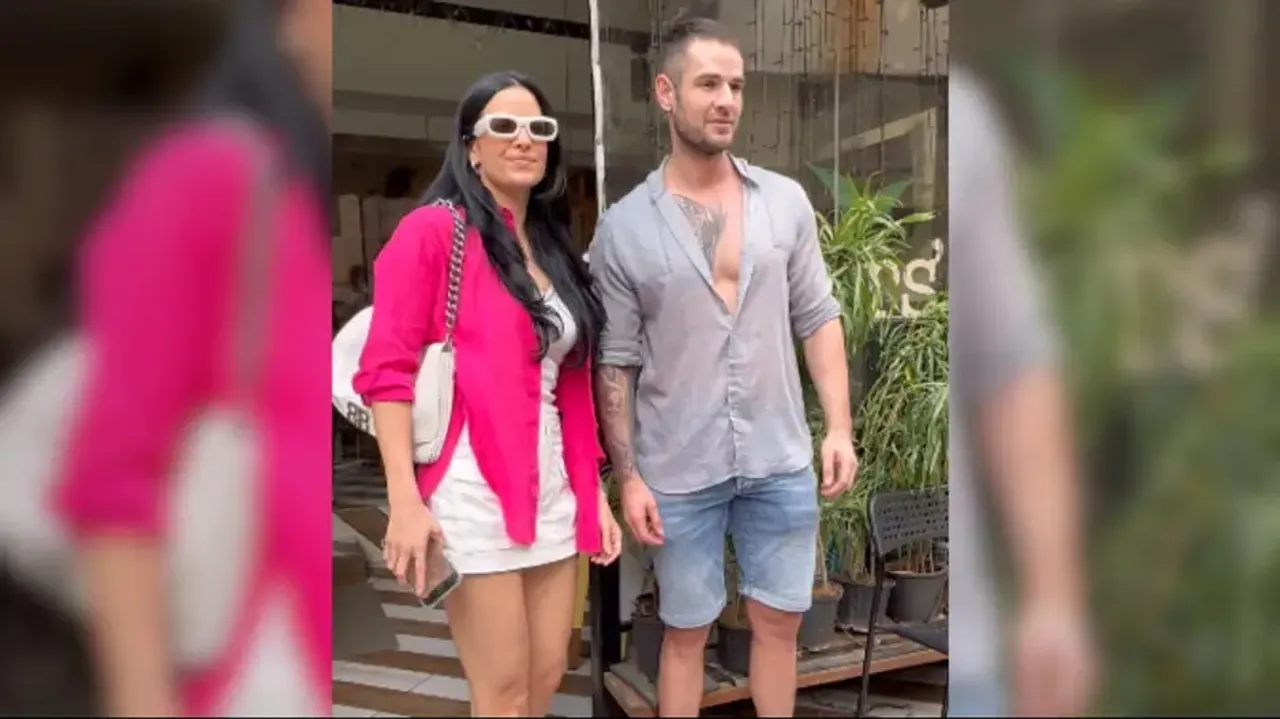 Natasa Stankovic spotted with mysterious guy amid divorce rumours with Hardik Pandya, netizens fumed